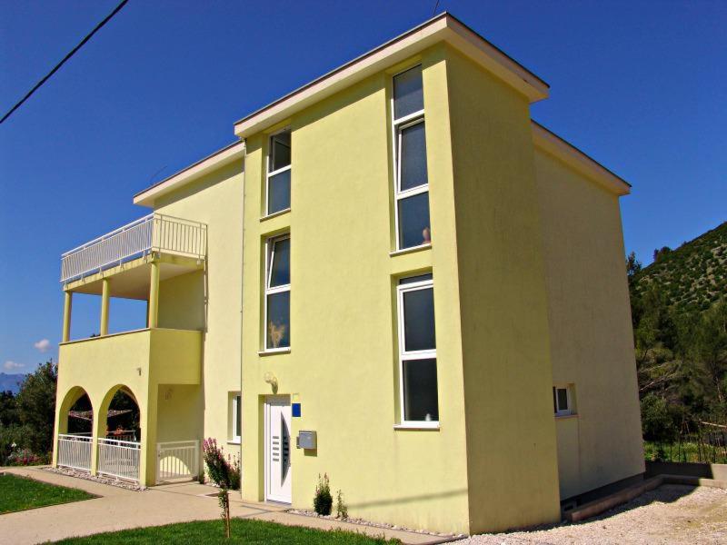 Apartments Dia Заострог Екстериор снимка