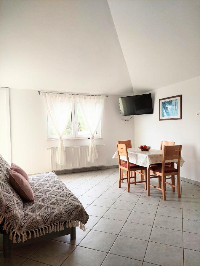 Apartments Dia Заострог Екстериор снимка