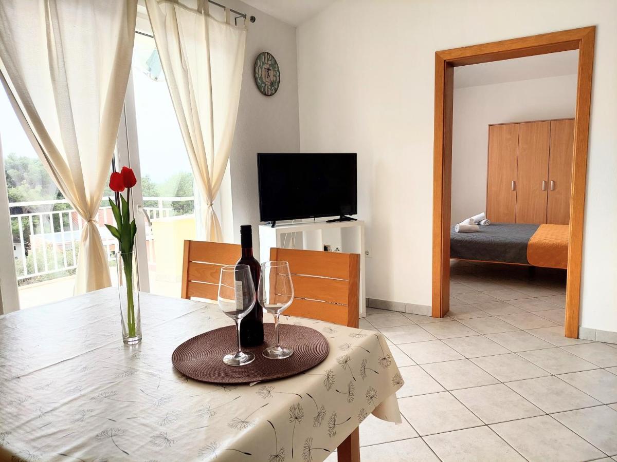 Apartments Dia Заострог Екстериор снимка